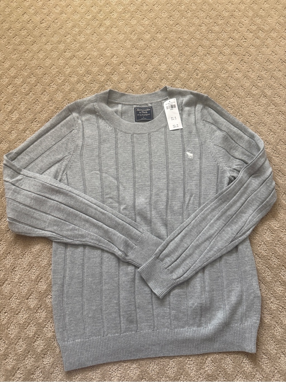 Abercrombie & Fitch Grey Fitted Sweater